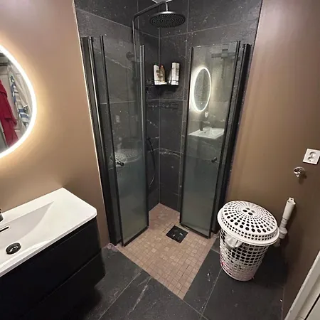 Charming 3-bedroom 2-floor For Rent In A Relaxing Neighborhood Close To 2025 Wc * 트론헤임